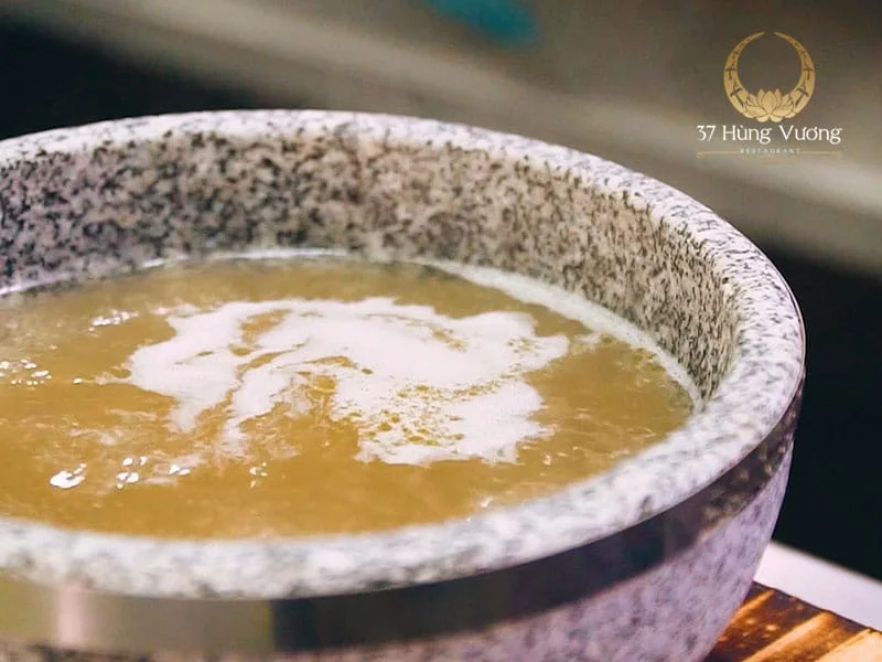 Điều làm nên hương vị phở truyền thống