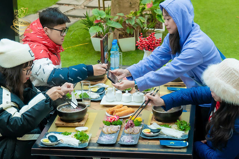 5 tọa độ trải nghiệm Phở bát đá 37 ngon đúng điệu