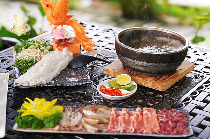 Phở bát đá tổng hợp - Bản giao hưởng hương vị trọn vẹn nhất