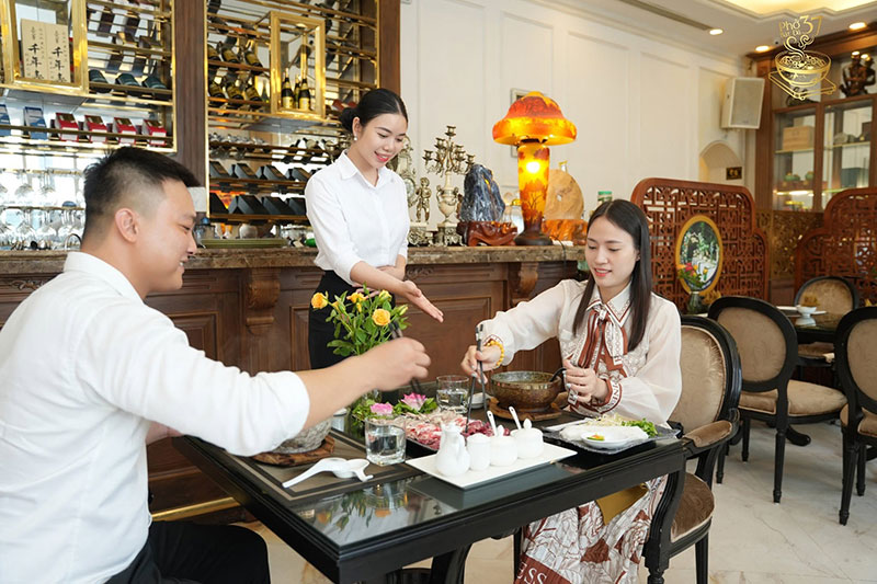 Phở Bò - Giải mã sức hút của hương vị trứ danh Phở Bò - Giải mã sức hút của hương vị trứ danh