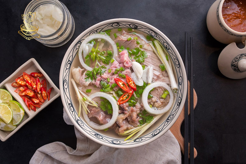 Phở Việt - Từ gánh phở xưa nâng tầm trải nghiệm với Phở Bát Đá 37