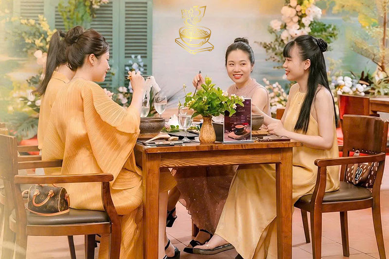 Ăn sáng & Thưởng trà - Điểm chạm giao mùa Hà Nội