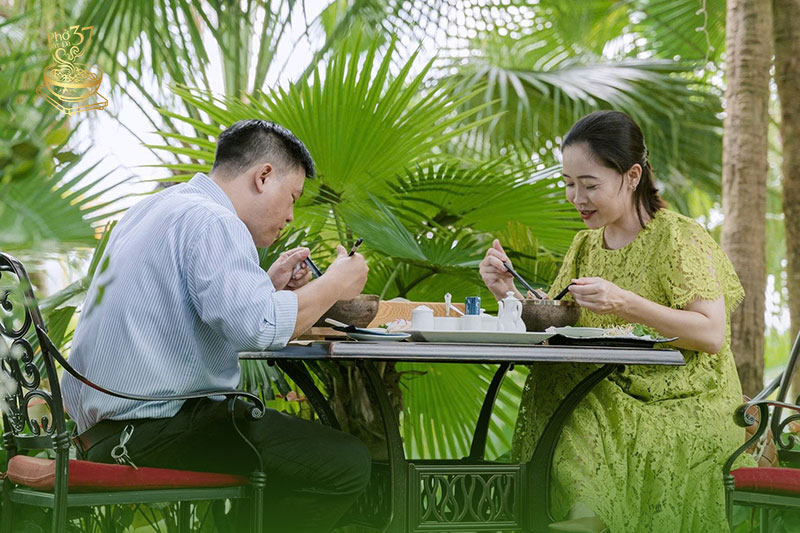 Phở bát đá 37 - Dư vị của ký ức Phở bát đá 37 - Dư vị của ký ức