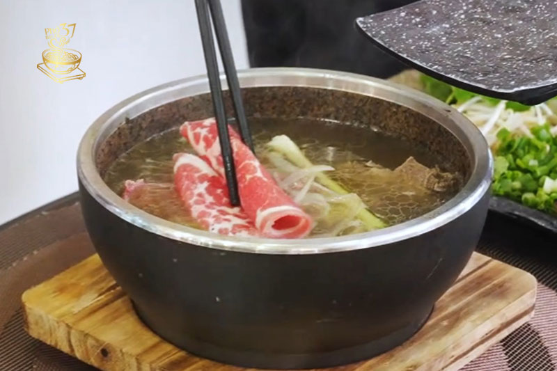 Tín đồ Phở Bát Đá 37 đã trải nghiệm món ngon này đúng điệu chưa? Tín đồ Phở Bát Đá 37 đã trải nghiệm món ngon này đúng điệu chưa?