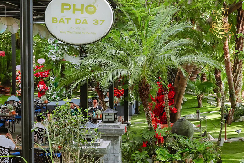 Bữa sáng doanh nhân - Một ngày mới, một khởi đầu mới Bữa sáng doanh nhân - Một ngày mới, một khởi đầu mới