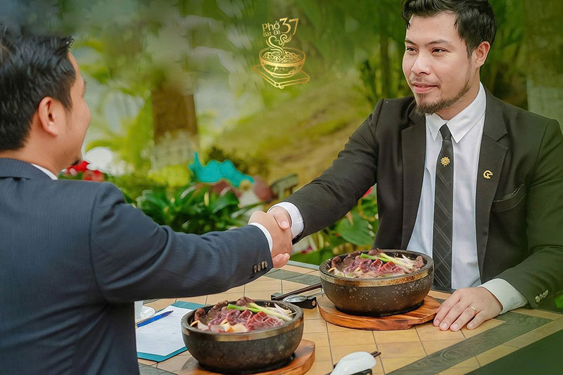 Bữa sáng doanh nhân - Một ngày mới, một khởi đầu mới Bữa sáng doanh nhân - Một ngày mới, một khởi đầu mới