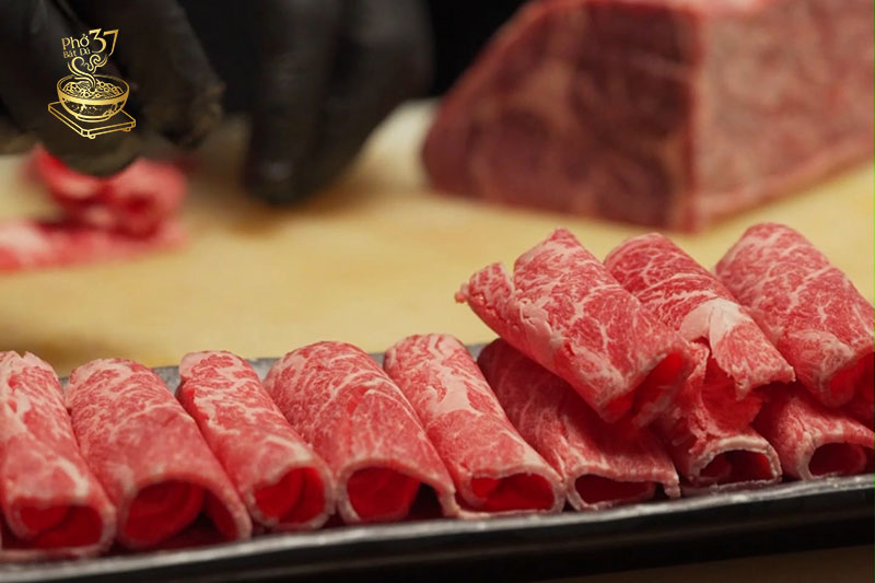 Phở bát đá bò Wagyu - Khi nguyên liệu tinh tuyển gặp gỡ tinh hoa Phở Việt