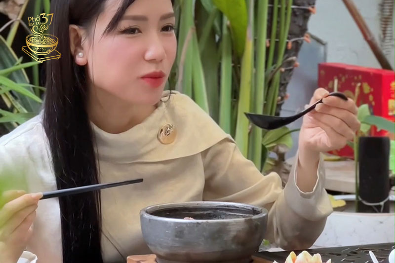 Phở bát đá bò Wagyu - Khi nguyên liệu tinh tuyển gặp gỡ tinh hoa Phở Việt